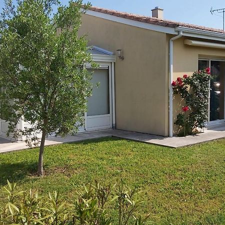 Cosymedoc Villa Le Pian-Medoc ภายนอก รูปภาพ
